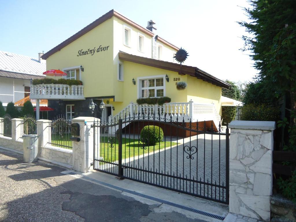 Slnecny Dvor Daire Vel'ka Lomnica Dış mekan fotoğraf